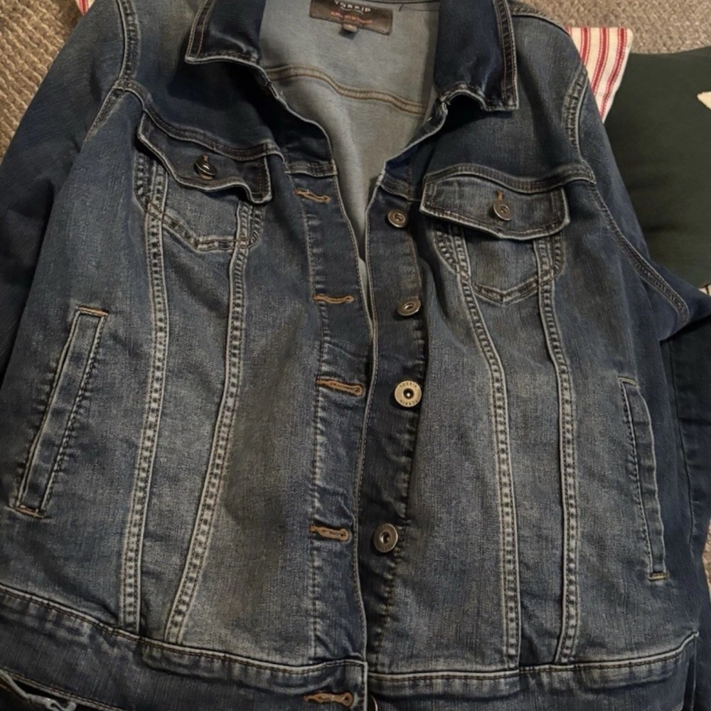 Torrid Women’s Denim Jacket Size 2 Plus Blue Jean Jacket